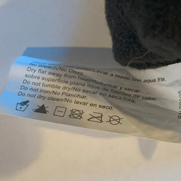 WOMEN'S ISOTONER GRAY/BLACK GLOVES W/ LEOPARD PRINT, SIZE S/M, NEW WITHOUT TAGS, - Picture 5 of 6